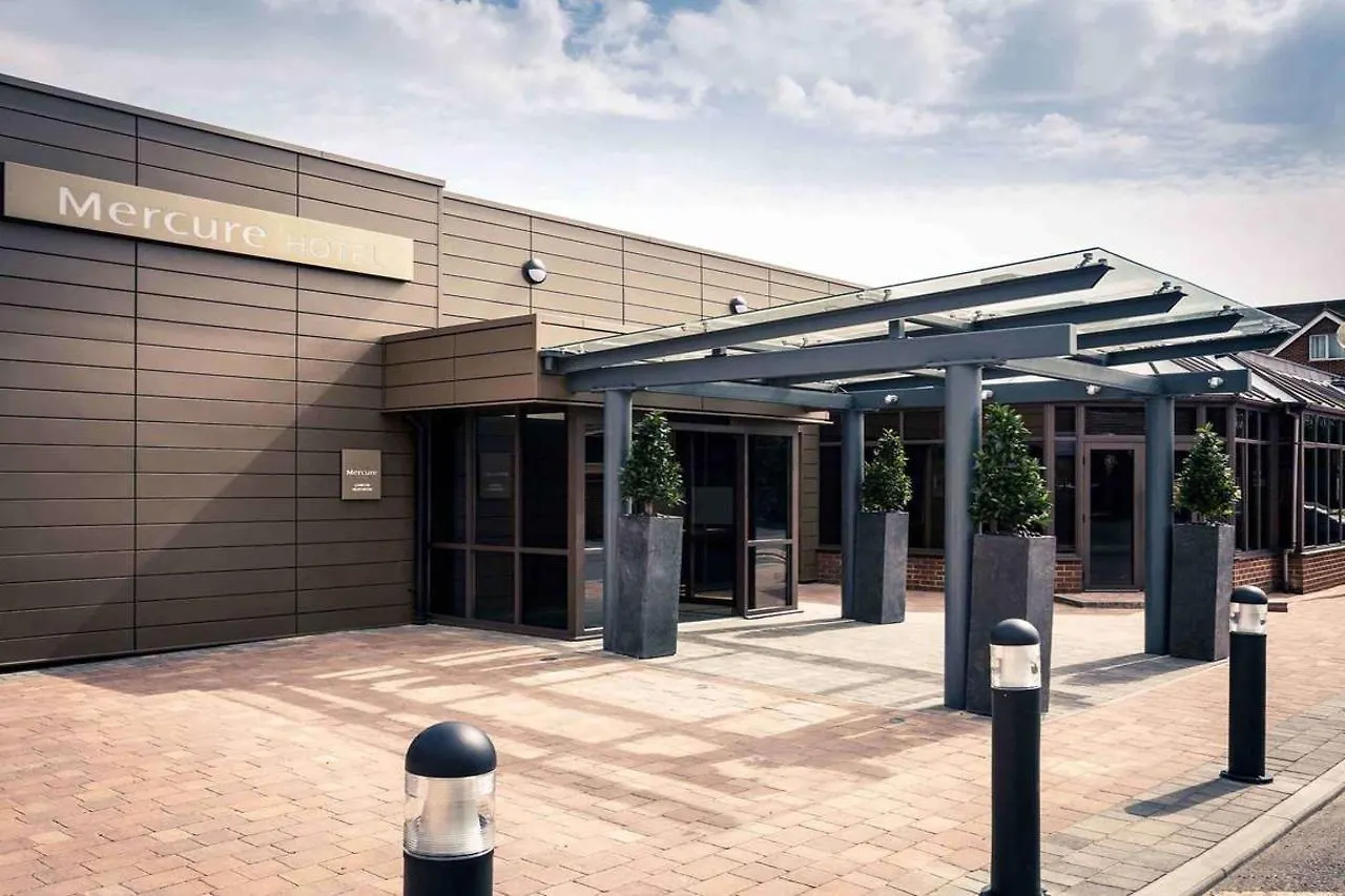 Mercure London Heathrow Airport contacts