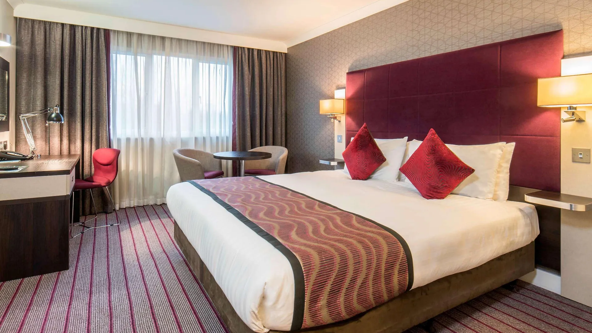 Mercure London Heathrow Airport Hillingdon Hotel