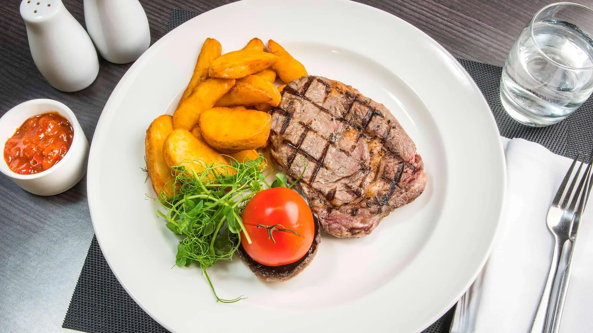 Mercure London Heathrow Airport Hillingdon Hotel