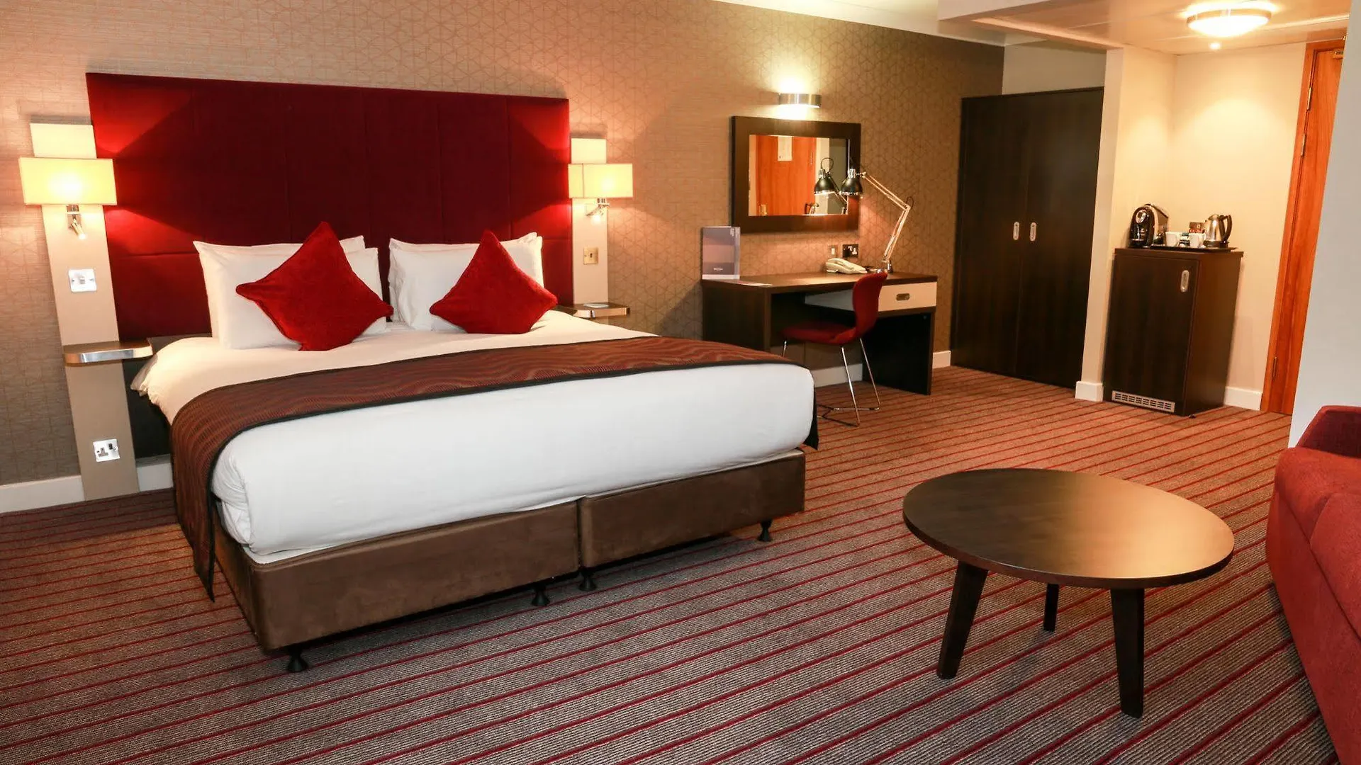 Mercure London Heathrow Airport Hillingdon 4*,  United Kingdom